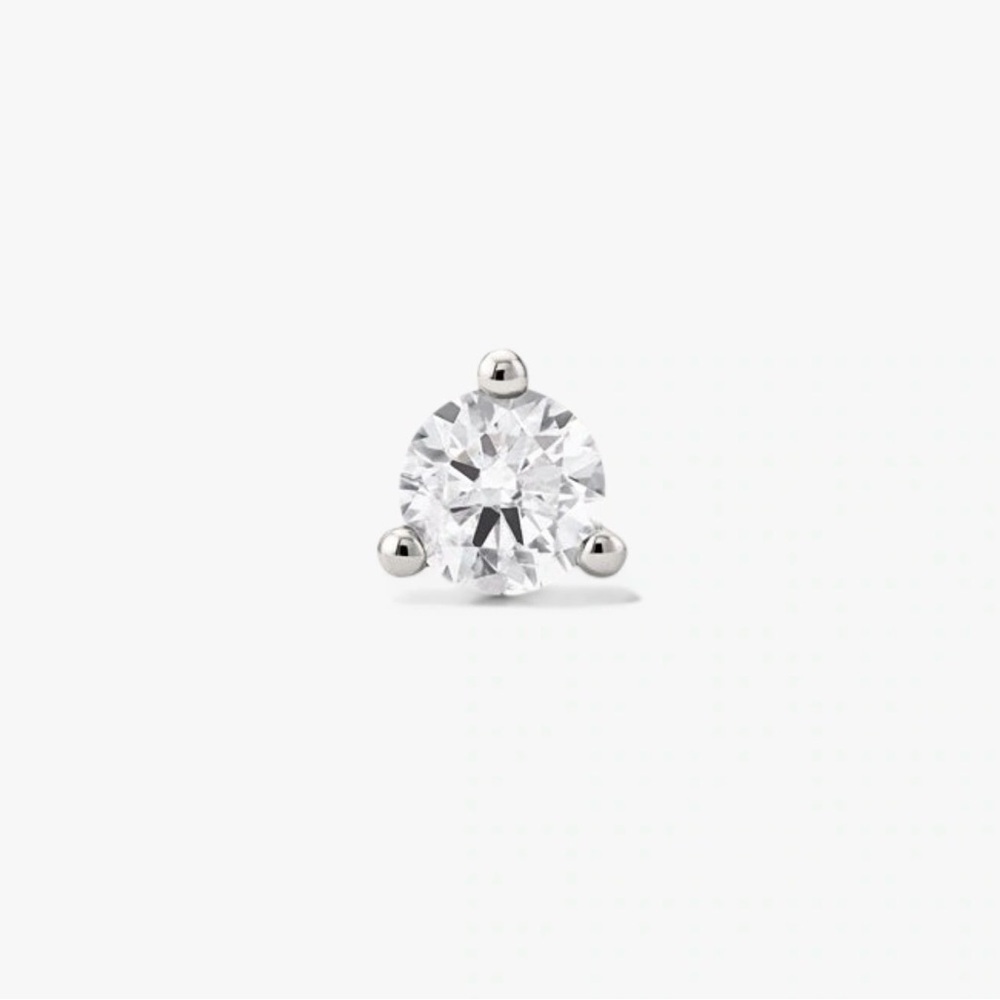 MEJURI PIERCING STUDIO - PAIR OF ROUND DIAMOND FLAT BACK STUDS